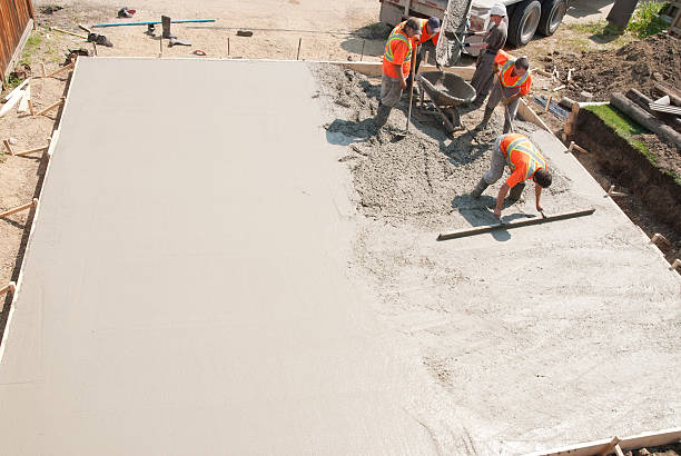 Best Concrete Driveway Installation in Llington, MI